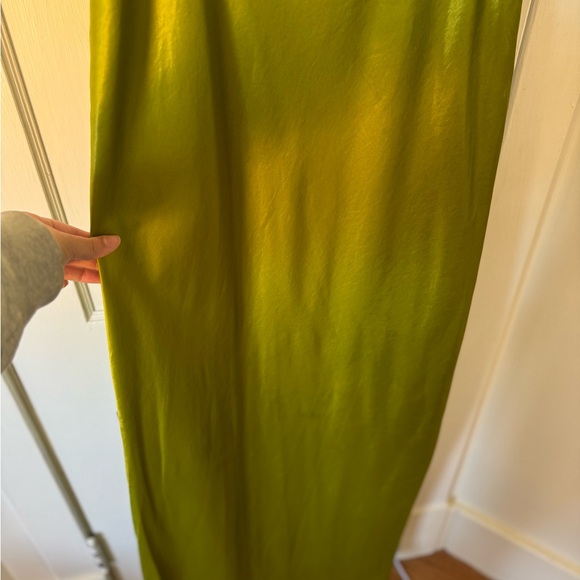 House of Harlow 1960 Lime Green Satin Dress - Picture 4 of 9